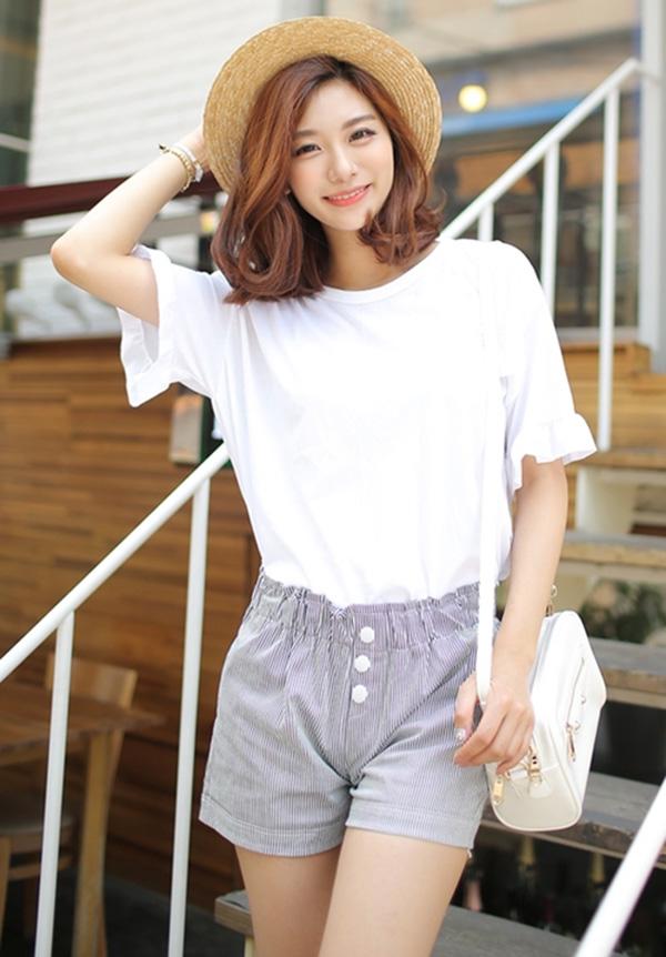 Cần gì đồ mới, chỉ áo phông trắng cũng khiến nàng amp;#34;sang chảnhamp;#34; hết nấc ngày 8/3! - 9