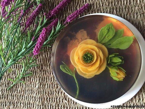 Bị chê nấu ăn dở, mẹ Hà Nội nghỉ việc quyết theo đuổi đam mê tỉa thạch rau câu - 6
