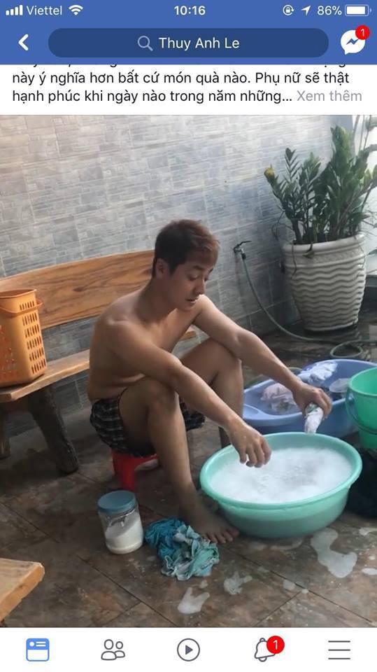 8/3, hotmom Thuỷ Anh khoe ông xã Đăng Khôi giặt núi áo quần cho con khiến chị em nức nở - 4