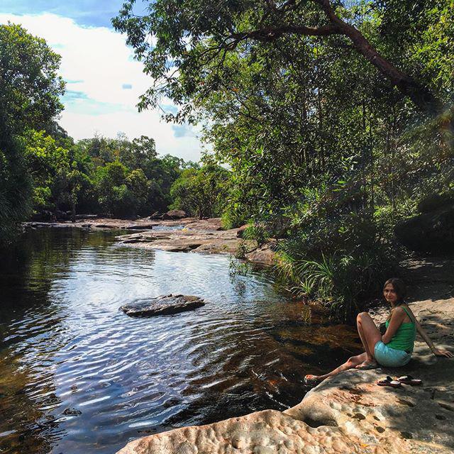 Phú Quốc không chỉ có biển xanh, cát trắng, mà còn có những con suối đẹp như mơ - 8