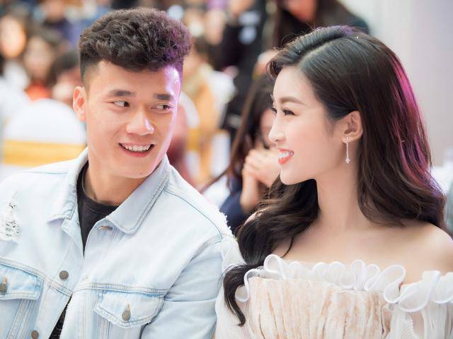 Người hâm mộ phát ghen khi thấy Bùi Tiến Dũng ngượng ngùng nhìn say đắm HH Đỗ Mỹ Linh