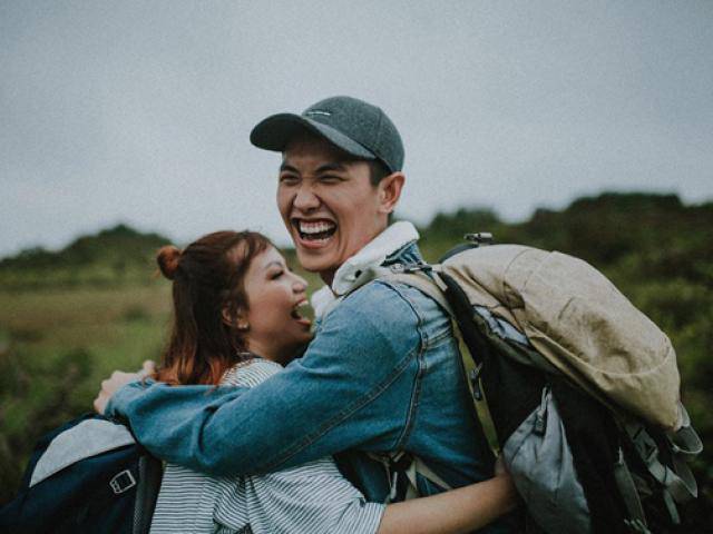 Xin yêu không được, chàng trai buồn đến mức bà nội và bố phải ra tay để lấy được vợ