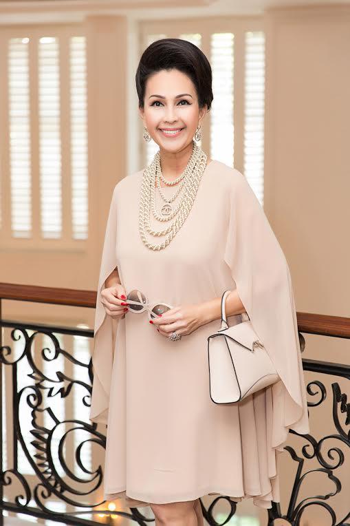 Diễm My, Giáng My, Hoa hậu Hà Kiều Anh nổi bật, ngọt ngào với váy pastel - 1