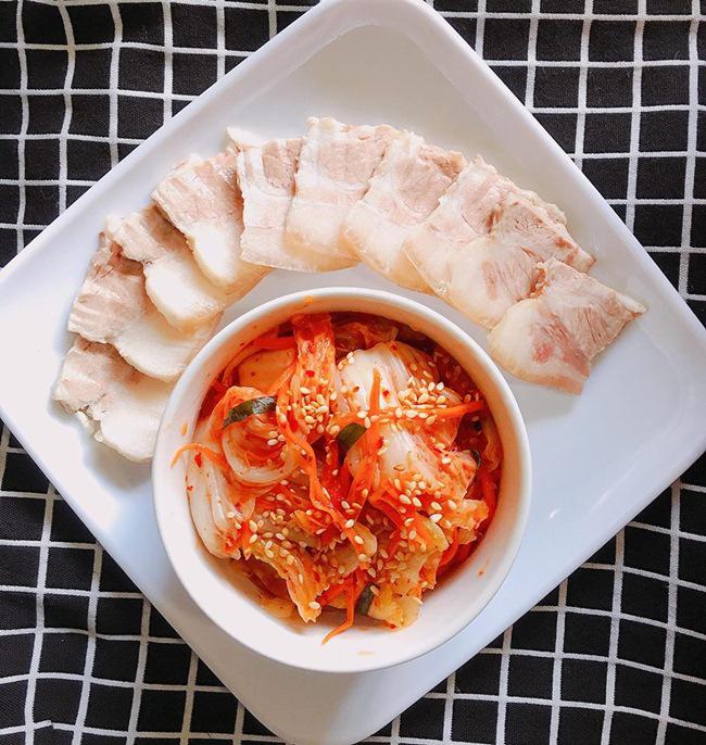 Ghét rửa bát nhưng lại thích lao vào bếp, 9x khoe những bữa cơm độc thân đầy hấp dẫn - 2