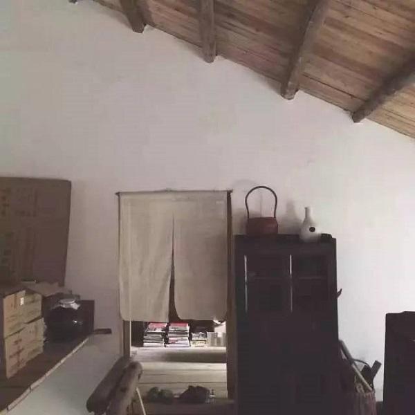 vo chong 8x bo pho ve nui lam gom trong rau, sua nha cu, song binh yen dang nguong mo - 11