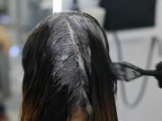 Tin tức - Nhuộm tóc liên tục trong suốt 10 năm, cô gái xinh đẹp bất ngờ nhận tin mắc bệnh nguy hiểm