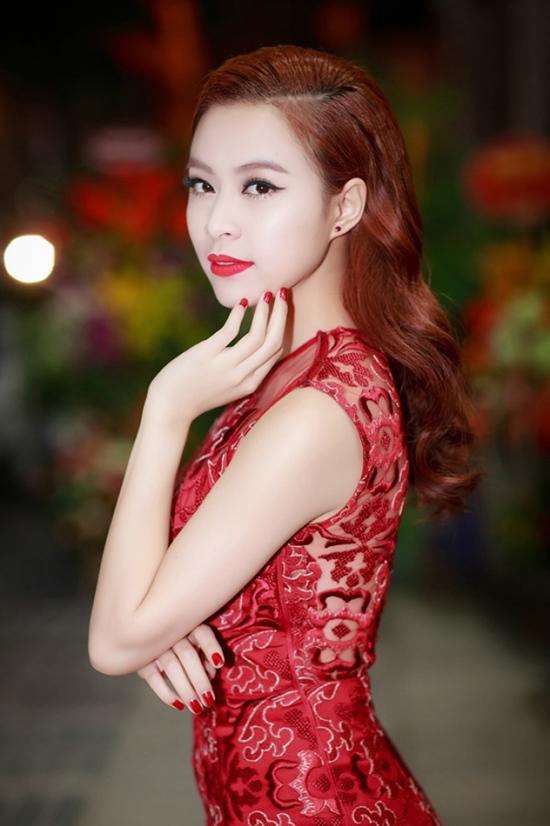 Sau 10 năm amp;#34;cạch mặtamp;#34; nhau, Hoàng Thủy Linh nói gì về bạn thân cũ Thủy Top trong tự truyện? - 4