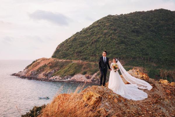 10 năm yêu nhau chưa từng được nhận 1 bó hoa, cô nàng vẫn quyết theo chàng về dinh - 12