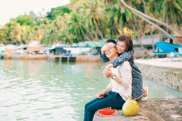 10 năm yêu nhau chưa từng được nhận 1 bó hoa, cô nàng vẫn quyết theo chàng về dinh - 4