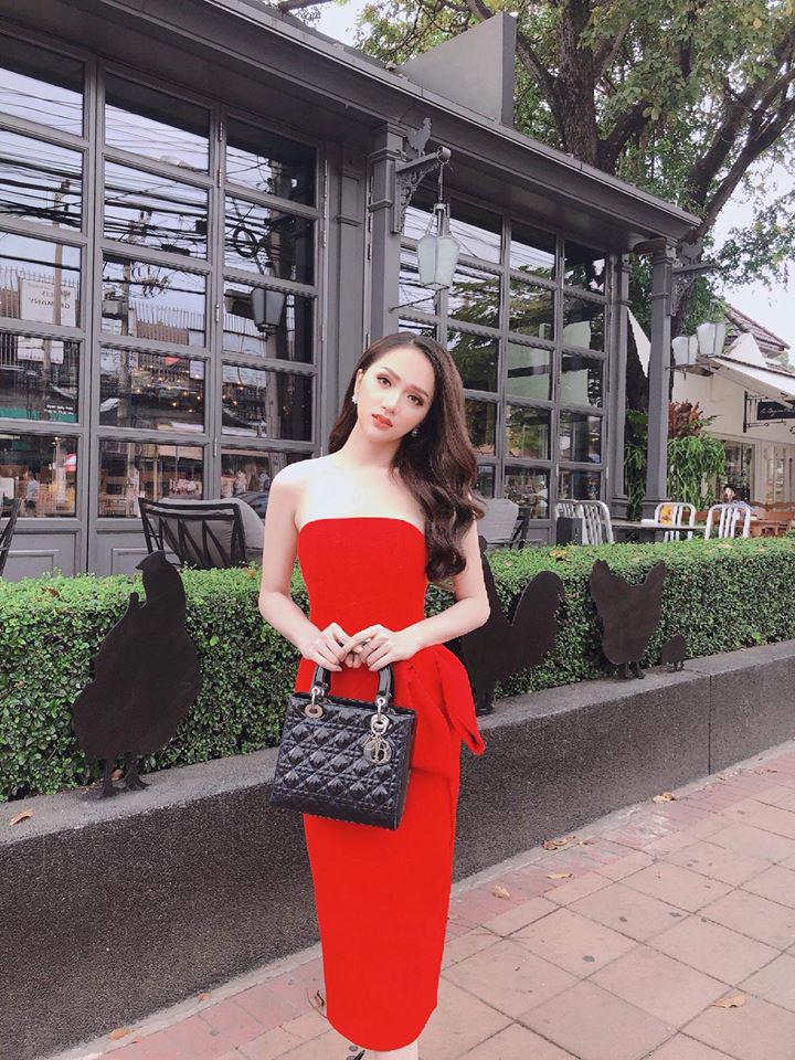 Đăng quang Hoa hậu, Hương Giang Idol amp;#34;đốn timamp;#34; khán giả với kiểu tóc bồng bềnh sóng nước! - 9