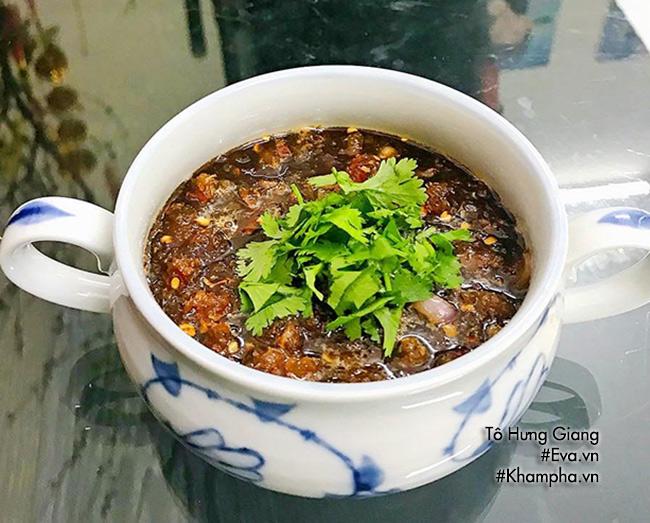 Đây là cách làm sốt mắm ruốc để chấm xoài xanh, cóc non mà hàng nghìn chị em săn lùng - 8