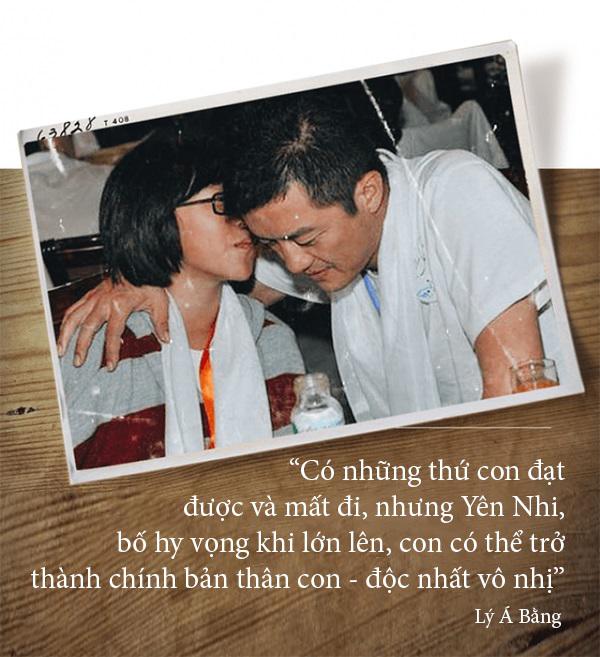 Cách bố đơn thân Lý Á Bằng đưa con hở hàm ếch ra thế giới với gương mặt hoàn hảo - 12