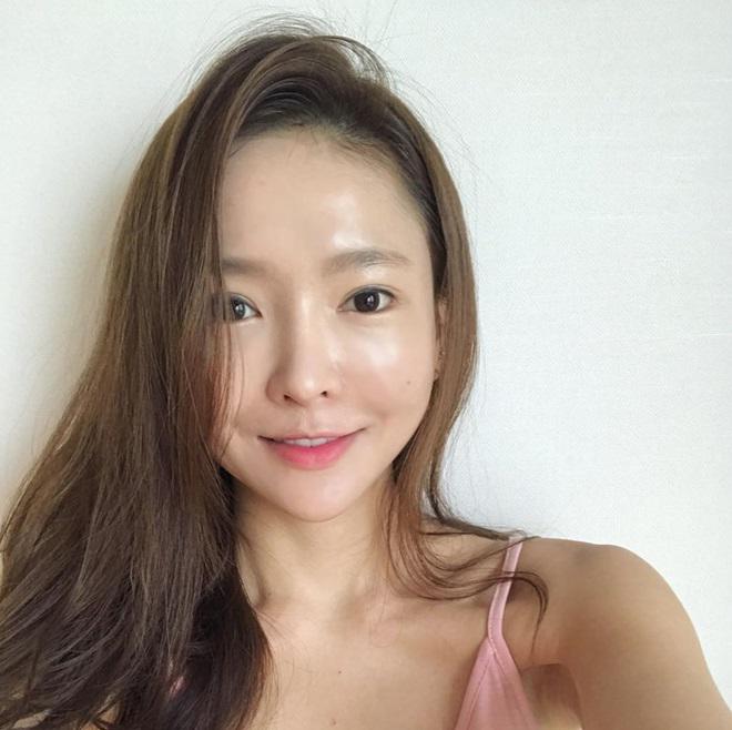 ai con dung vaseline hay mat na than hoat tinh de lot mun cam thi dung tay lai nhanh! - 12