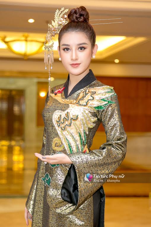 Kỳ Duyên, Huyền My hội ngộ lộng lẫy trên thảm đỏ Hoa hậu Việt Nam 2018 - 5