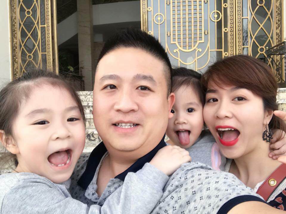 Mẹ Hà Thành 2 lần mang thai đều phải khâu cổ tử cung, nằm amp;#34;treo chânamp;#34; để giữ con - 8