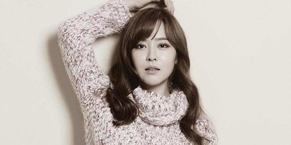 Ngôi sao 24/7: Nửa năm sau cái chết của Kim Joo Hyuk, vợ chưa cưới: amp;#34;Tôi rất nhớ anh ấyamp;#34; - 4