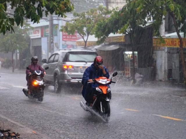 Tin mới thời tiết 15/3: Hà Nội có sương mù vào buổi sáng, TP.HCM chuyển mưa rào và dông lốc