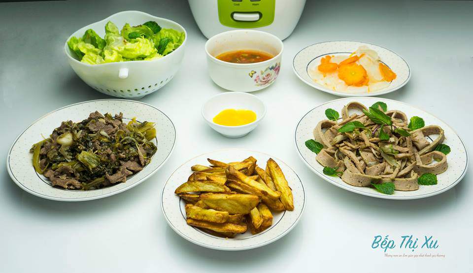 amp;#34;Tủ lạnh có gì nấu đấy”, 9x vẫn khiến cơm nhà có hai người hấp dẫn, ai thấy cũng thèm - 9