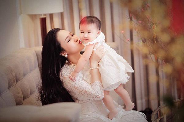 Hàng loạt hotmom Việt lên tiếng về trào lưu sinh con amp;#34;thuận tự nhiênamp;#34; tại nhà - 6
