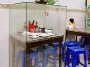 Bếp Eva - Ảnh bàn ông Obama ăn bún chả lồng kính lên báo Tây