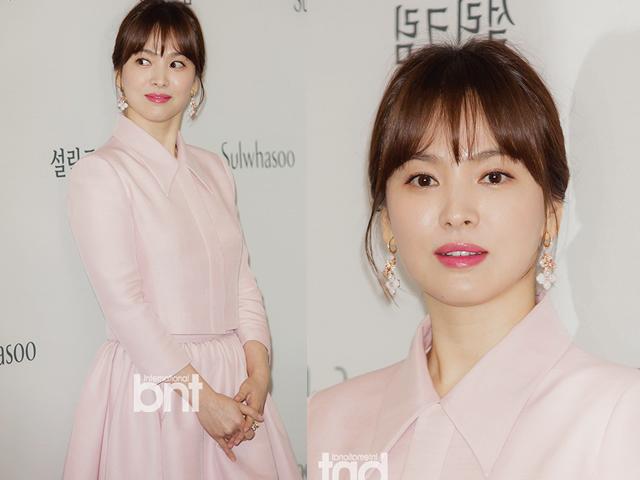 Song Hye Kyo công khai xuất hiện, lộ thân hình béo ú, mặt tròn xoe
