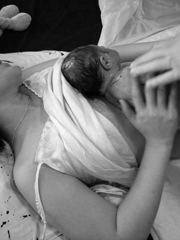 Sống ở những đất nước hiện đại bậc nhất, các mẹ nói gì về sinh con amp;#34;thuận tự nhiênamp;#34;? - 5