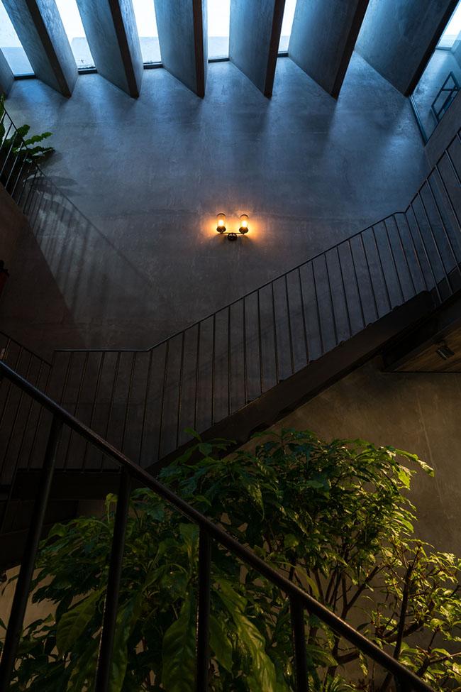 thiet ke kieu nay thi nha ong hep den may cung thoang dang, rong rai bat ngo - 13