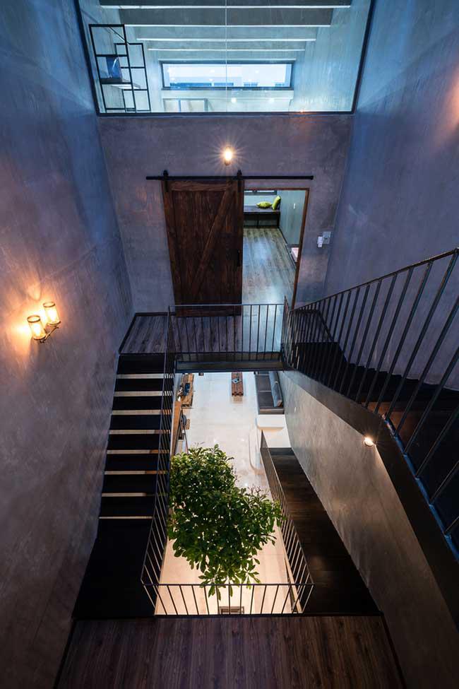 thiet ke kieu nay thi nha ong hep den may cung thoang dang, rong rai bat ngo - 4