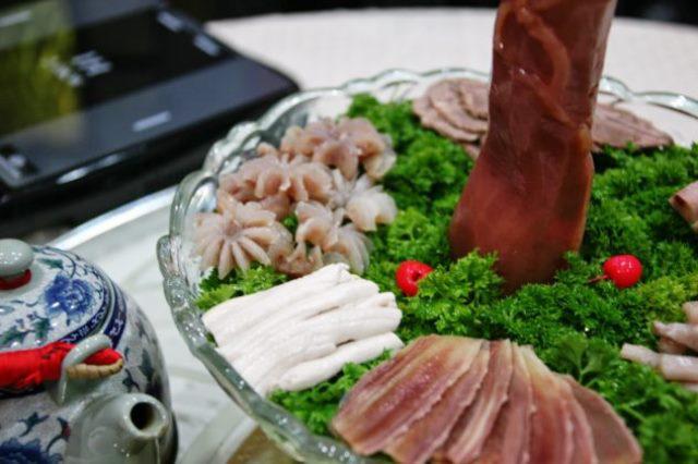 Top 10 món kinh dị trên Thế giới không phải ai cũng đủ dũng cảm để ăn - 2