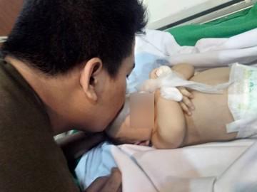 Bé 1 tháng tử vong do hít phải khói thuốc lá và lời cảnh tỉnh sâu sắc