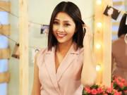 Lifestyle - Chỉ vì chưa lấy được chồng, Liêu Hà Trinh bị mẹ gọi là "nỗi đau của gia đình"