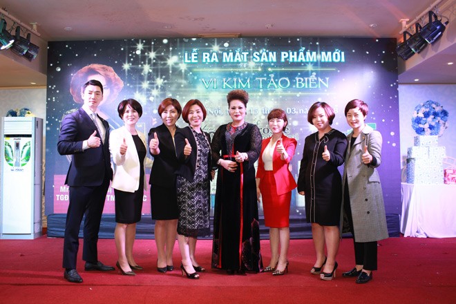 Vi kim tảo biển ra mắt hứa hẹn tạo nên trào lưu làm đẹp được ưa chuộng nhất 2018 - 2