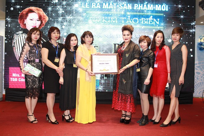 Vi kim tảo biển ra mắt hứa hẹn tạo nên trào lưu làm đẹp được ưa chuộng nhất 2018 - 8