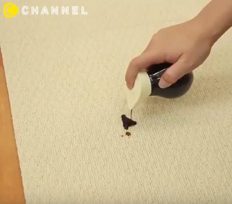 tham trai san dinh ban den dau cung sach nhu moi ma khong can giat nho cach nay - 1