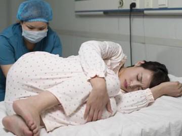 Quá trình gây tê màng cứng giúp mẹ đẻ thường không đau diễn ra như thế nào?