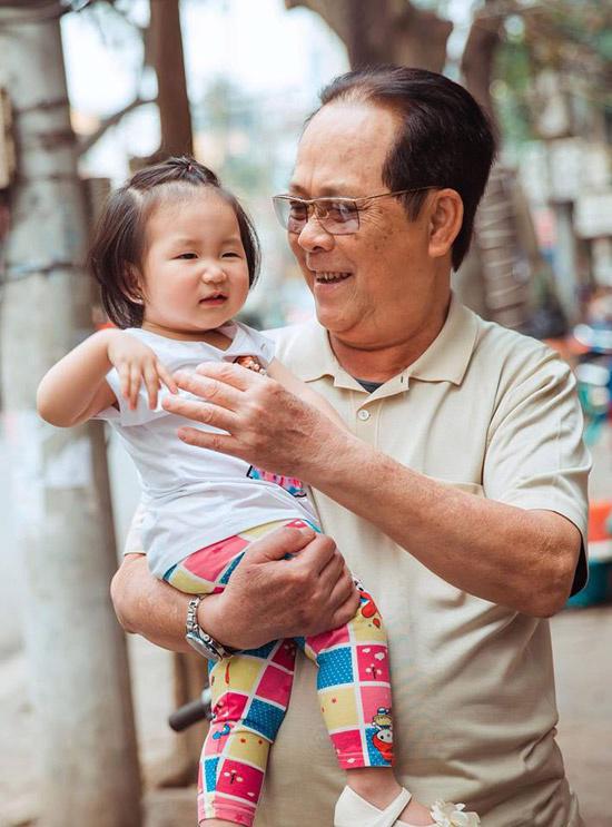 Bà xã Tuấn Hưng dành lời yêu thương cho con gái nhân dịp sinh nhật - 8