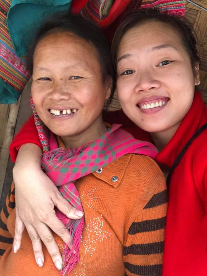 Bé gái không manh áo giữa trời đông từng dậy sóng MXH lại vừa chịu nỗi đau mất mẹ - 2