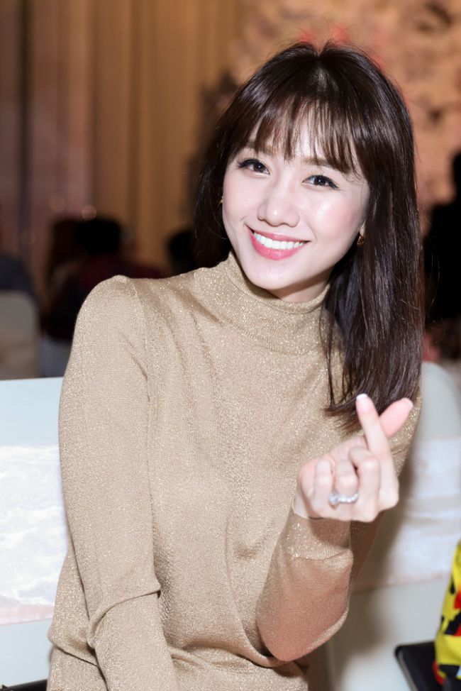 Hari Won, Đàm Vĩnh Hưng hội ngộ trong đám cưới Tố Ny và chồng cơ phó hàng không - 11