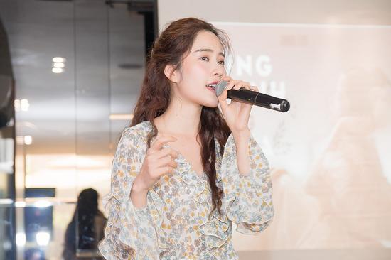 Hoa khôi Nam Em vừa viết tâm thư xin lỗi Trường Giang và Nhã Phương sau chia sẻ amp;#34;gây sốcamp;#34; - 3