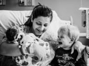 Làm mẹ - Phản ứng của bé trai khi thấy mẹ sinh thêm em: Cả thế giới sụp đổ trước mắt!