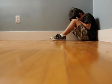 Những dấu hiệu sớm phát hiện trẻ tự kỷ bố mẹ cần biết