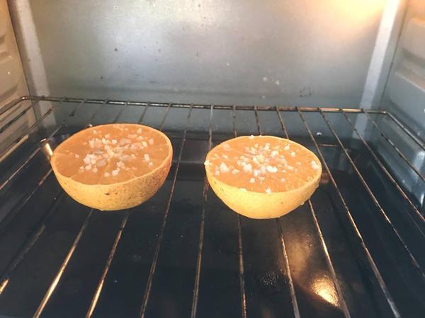 Trị ho cho cả mẹ và con bằng cam muối nướng, mẹ Hà Nội được khen hết lời - 3