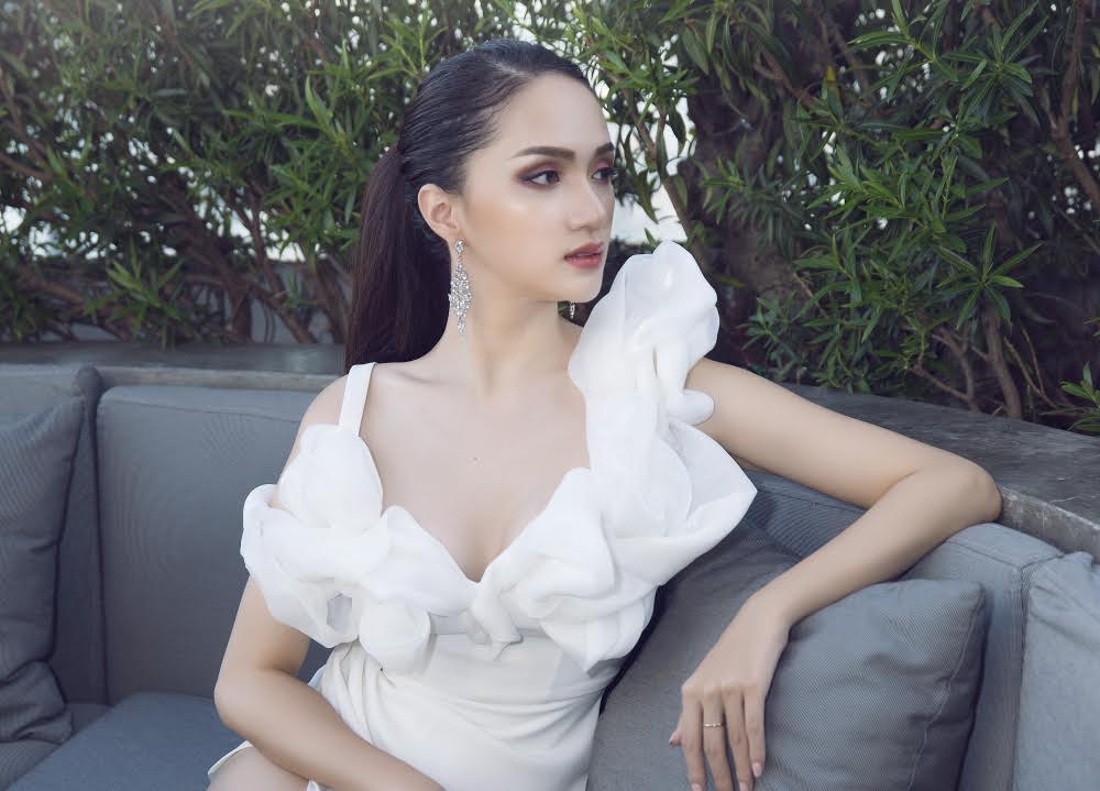 Hoa hậu Hương Giang đã quay trở lại với phong cách thời trang lợi hại hơn xưa! - 6