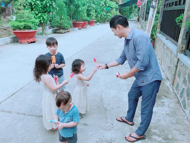 Các sao nam đình đám showbiz Việt nổi tiếng với tài chăm con khéo đến chị em cũng phải thua - 9