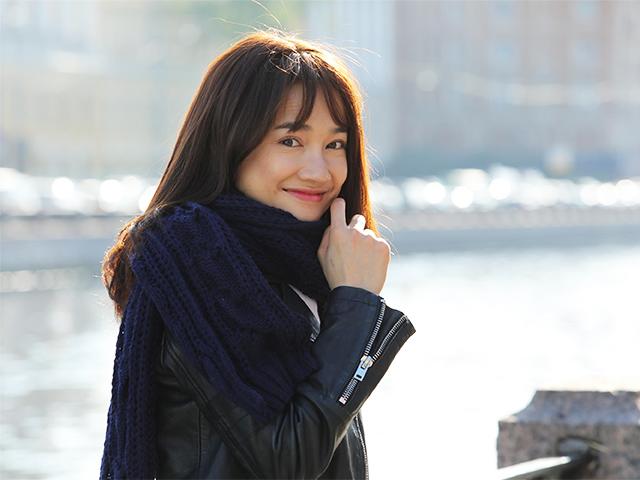 Giữa ồn ào tình ái, cuối cùng Nhã Phương cũng xuất hiện trên tivi và được thầy giáo theo đuổi