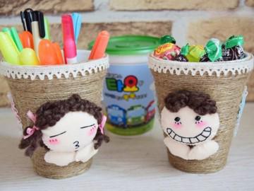 Tưởng chỉ uống rồi bỏ đi, hóa ra cốc nhựa đựng cafe còn làm được nhiều thứ đồ đến vậy