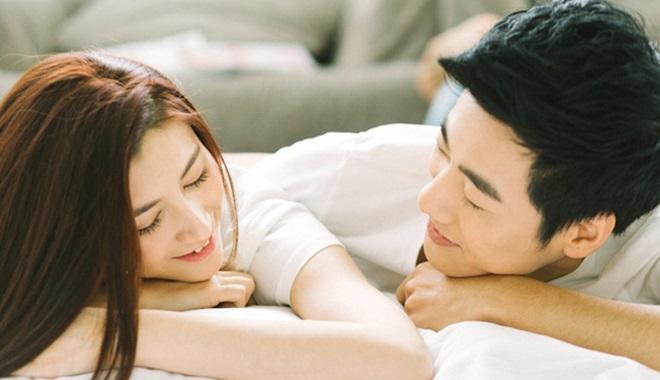 Đàn ông, có những cử chỉ còn ý nghĩa hơn cả câu nói amp;#34;Chồng yêu vợamp;#34; - 1