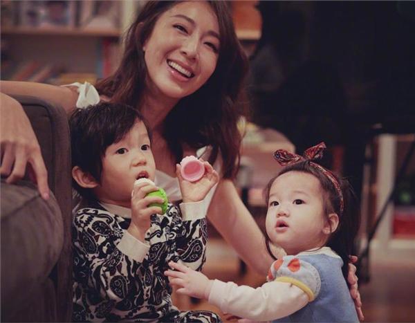 Bí quyết lấy lại vóc dáng sau sinh thần tốc của chân dài hàng đầu Đài Loan - 2