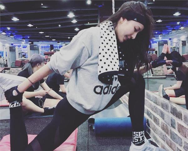 Bí quyết lấy lại vóc dáng sau sinh thần tốc của chân dài hàng đầu Đài Loan - 3