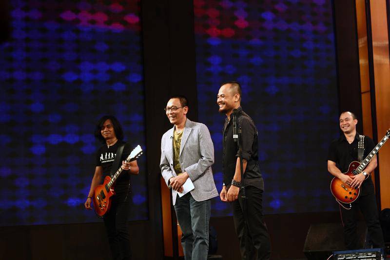 Clip độc quyền: Tuấn Hùng Bức Tường tiết lộ vai trò đặc biệt của nhà báo Lại Văn Sâm - 2